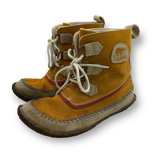 Sorel Joplin Moccasin Suede Gum Sole Boots Size 7 - Picture 1 of 6